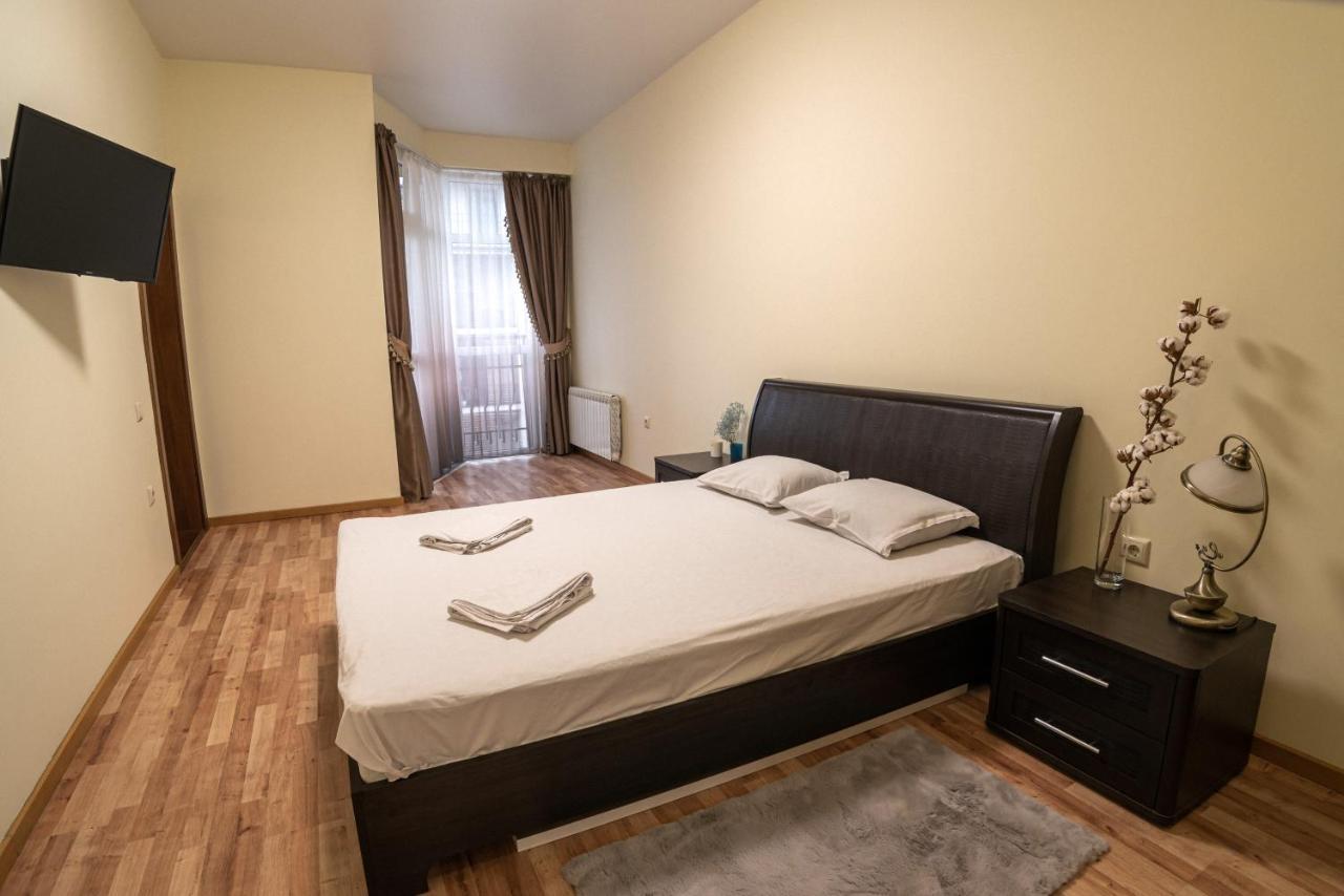 Comfort Apartment Lviv Eksteriør bilde