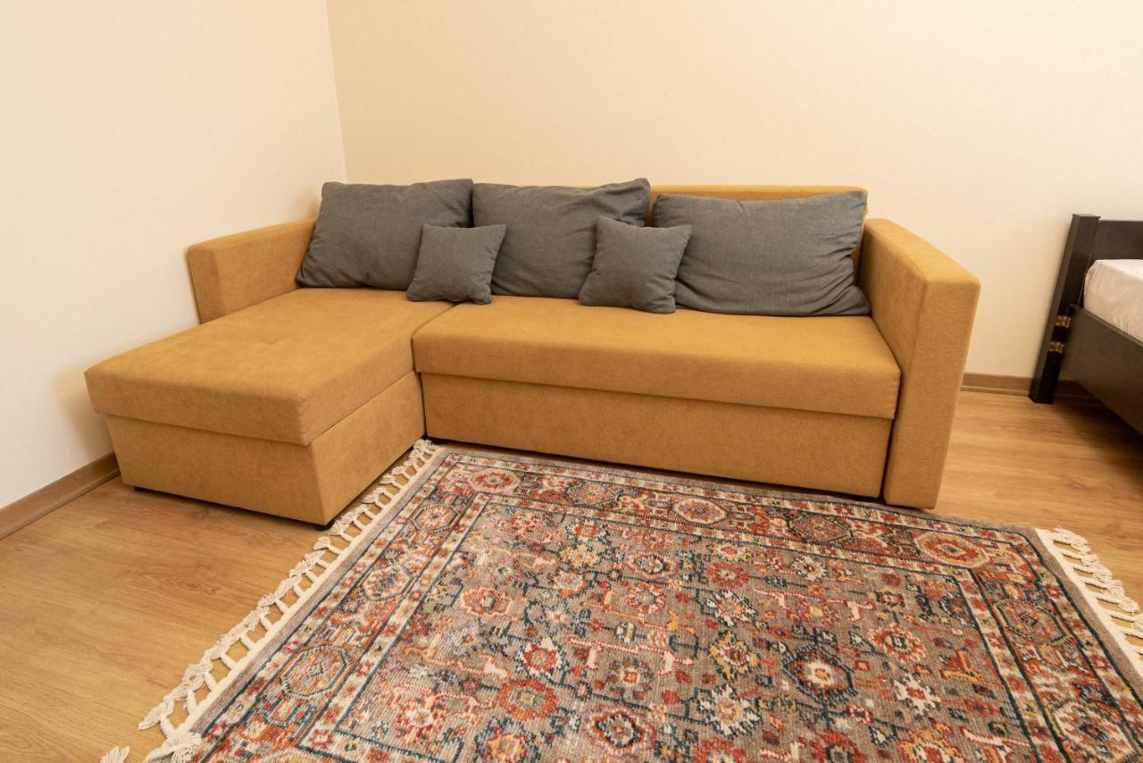 Comfort Apartment Lviv Eksteriør bilde