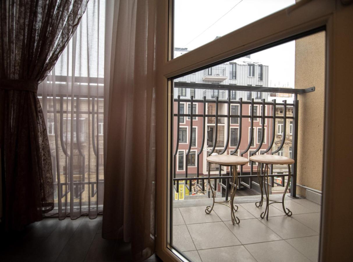 Comfort Apartment Lviv Eksteriør bilde